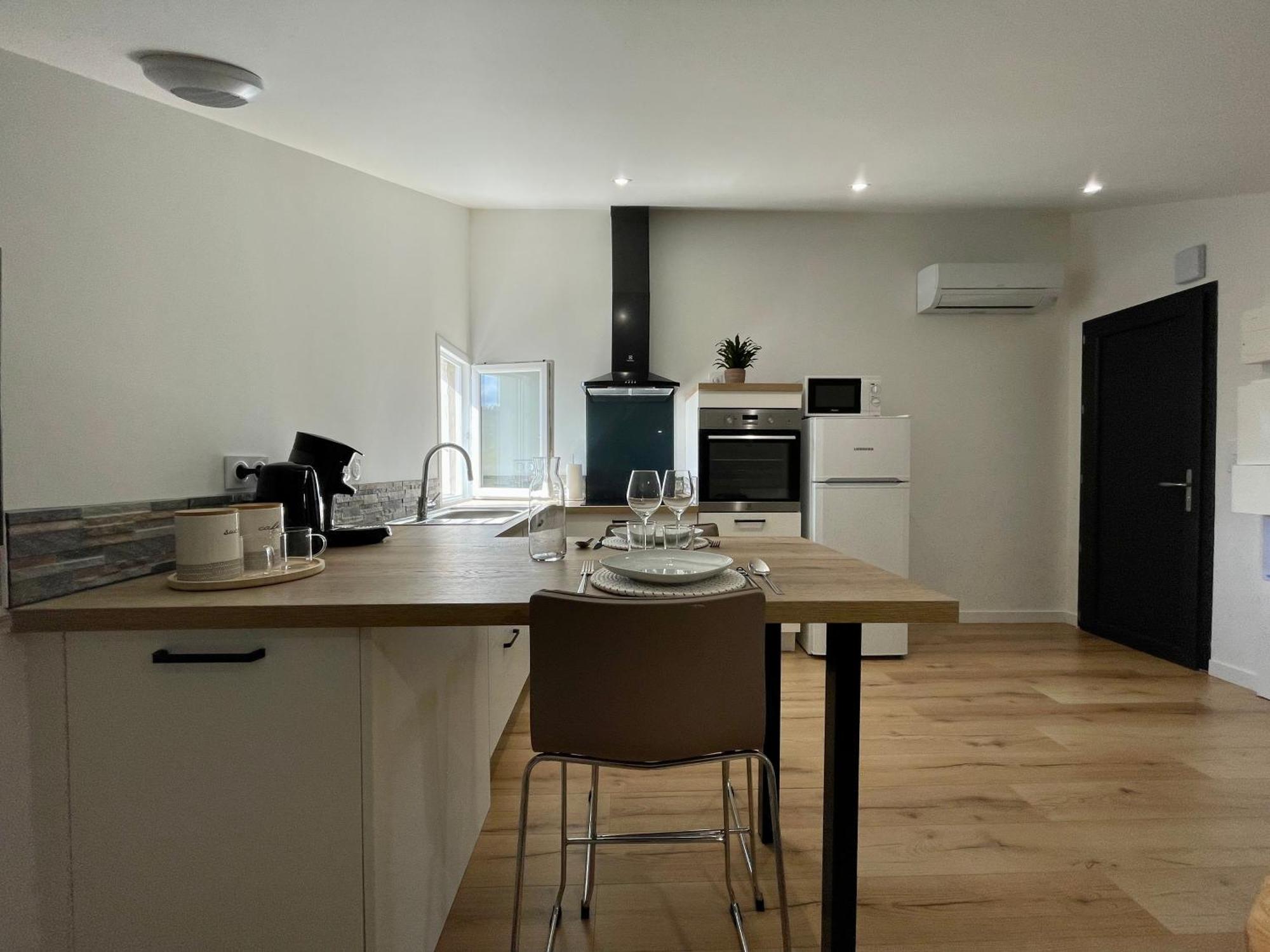 Studio A Saint-Palais Avec Parking. Ngoại thất bức ảnh