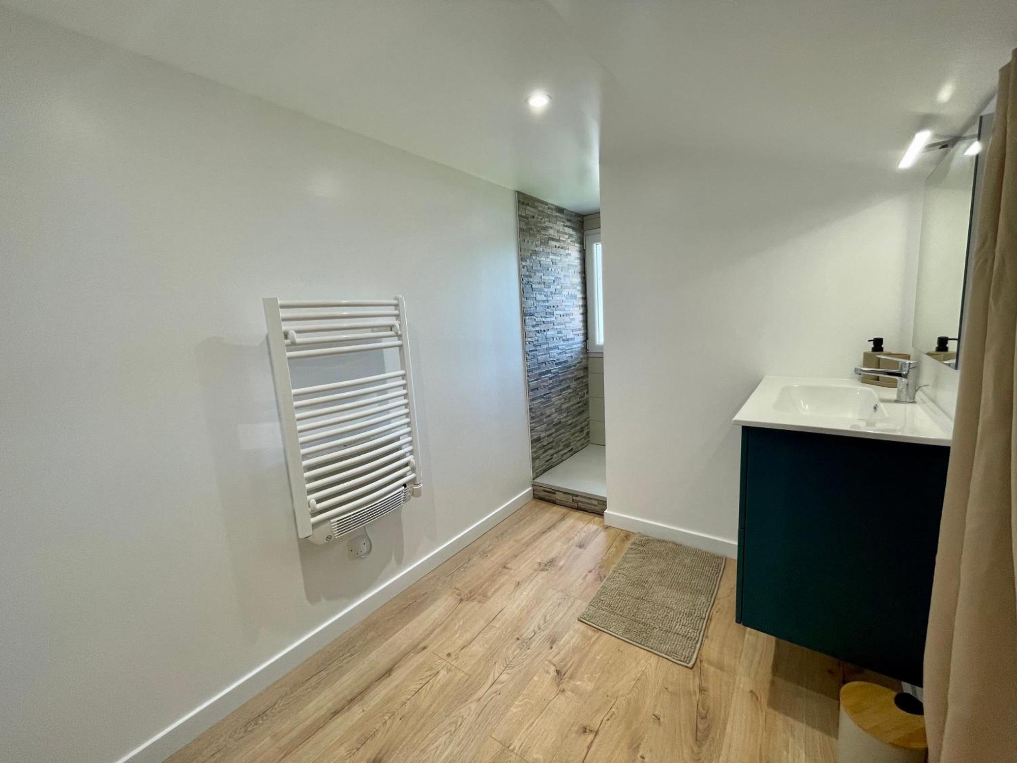 Studio A Saint-Palais Avec Parking. Ngoại thất bức ảnh